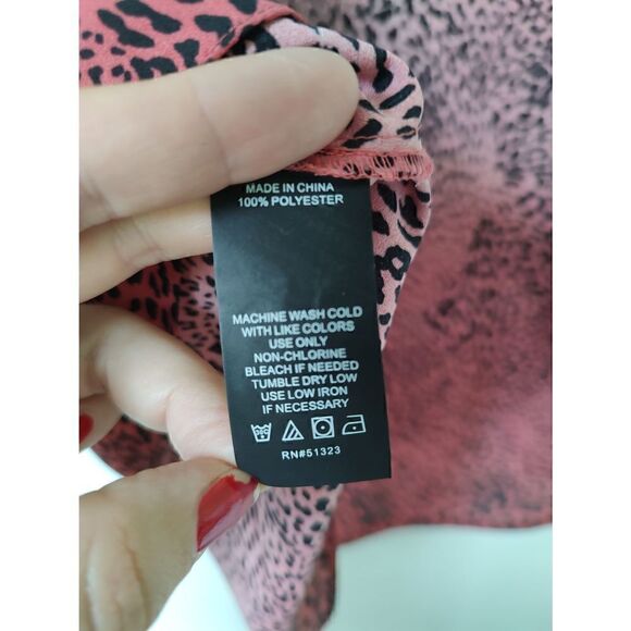 Vince Camuto Women's Size XS Leopard Print Cream Pink Long Sleeve Blouse Top - Picture 10 of 11
